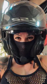 Anonyme review photo