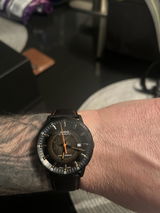 Derek Costa review photo