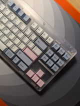R.J. review photo