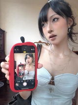 Nyomi review photo