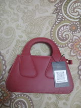 Saba Kamran review photo