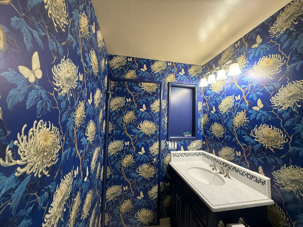 Customer photo from Helen Huber's Canvas & Ivy review