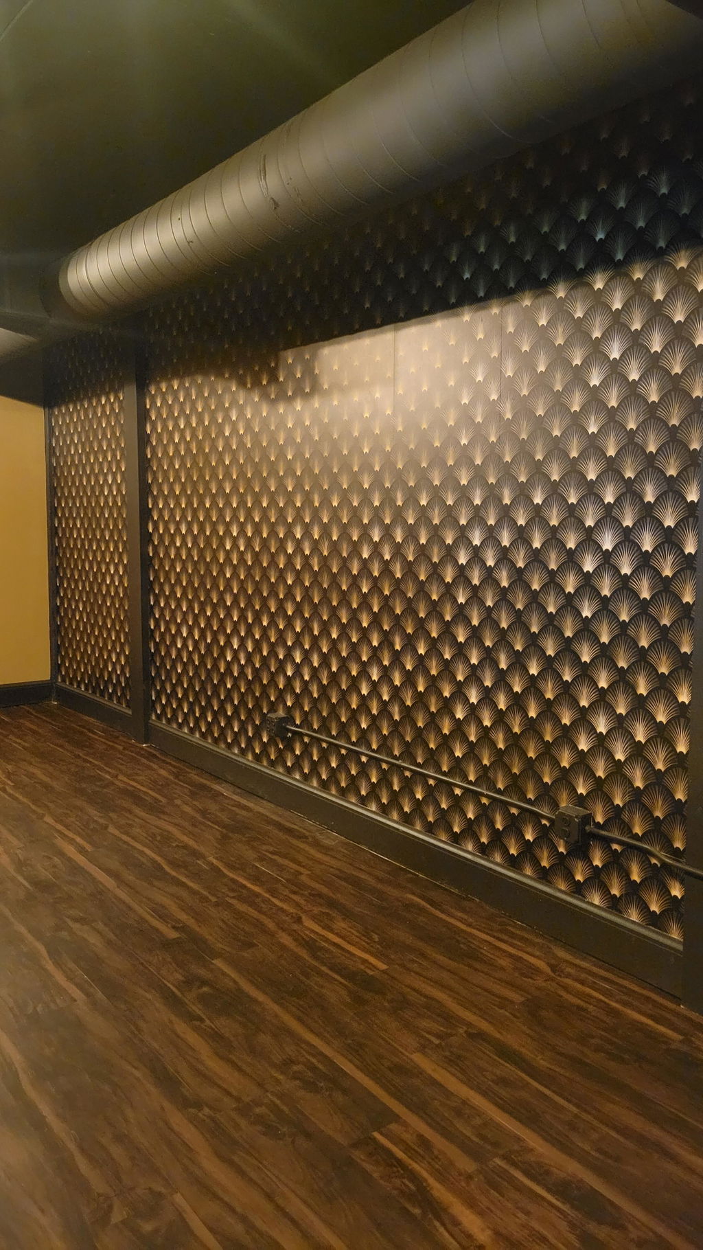 Wallpaper photo from Kevin Graving