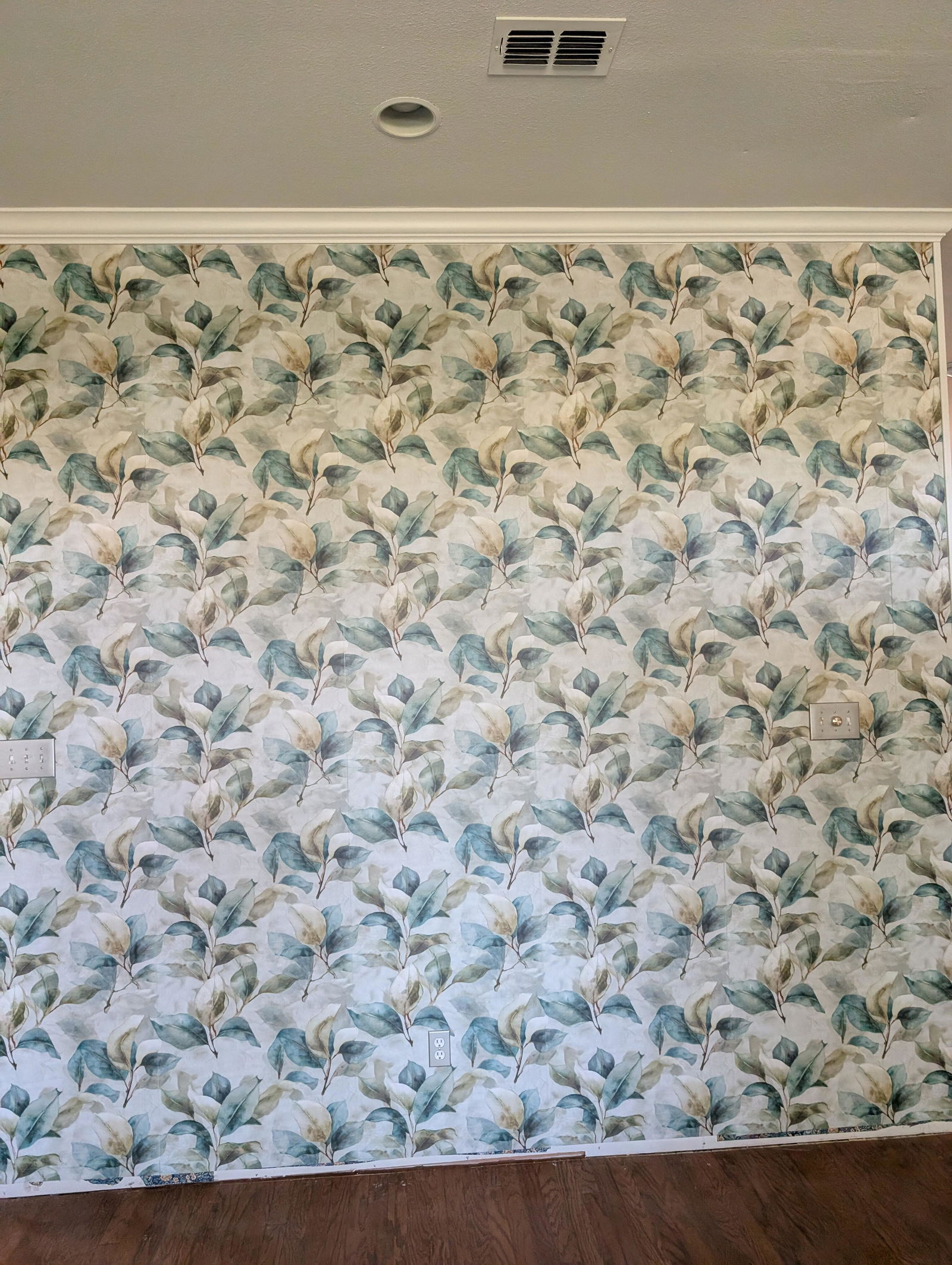 Customer photo from Kathryn Guerra's Canvas & Ivy review