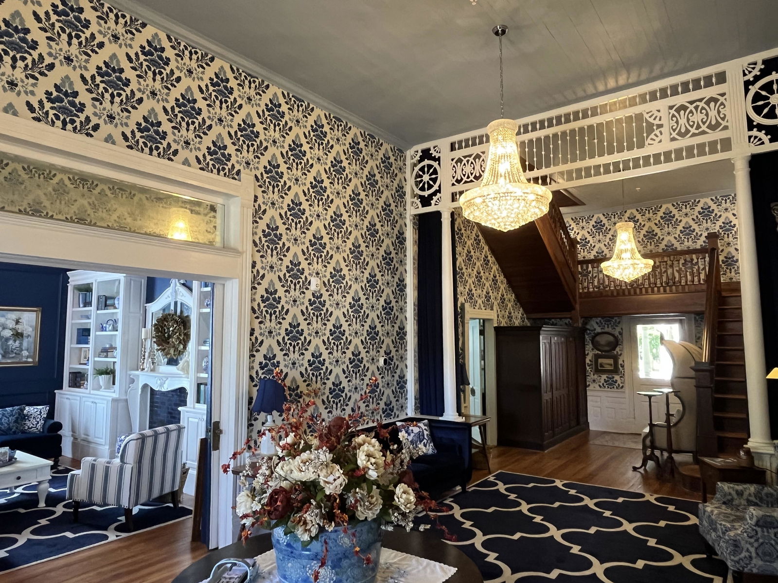 Customer photo from Donna Christensen's Canvas & Ivy review