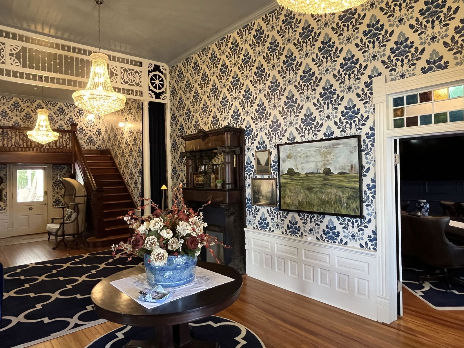 Customer photo from Donna Christensen's Canvas & Ivy review