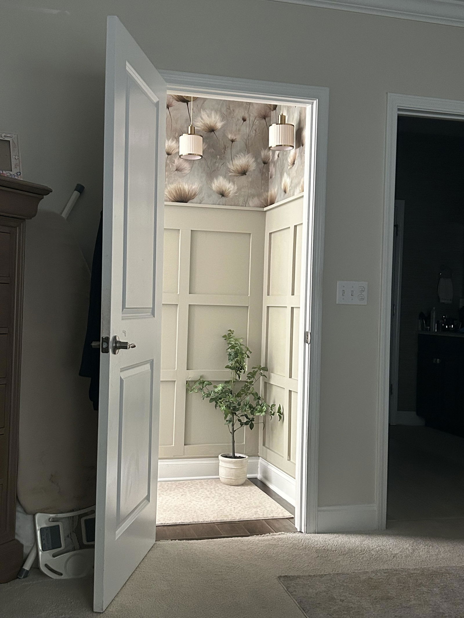 Customer photo from Elizabeth Goodwin's Canvas & Ivy review