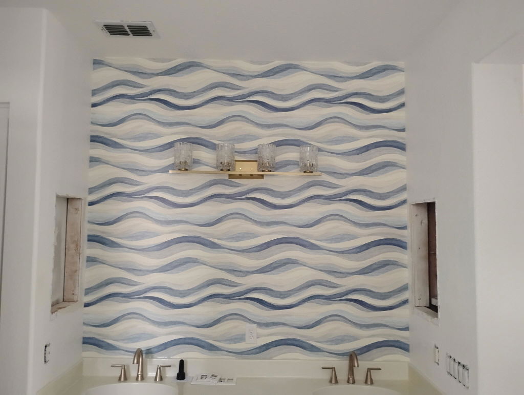 Customer photo from Lori Petitpas's Canvas & Ivy review