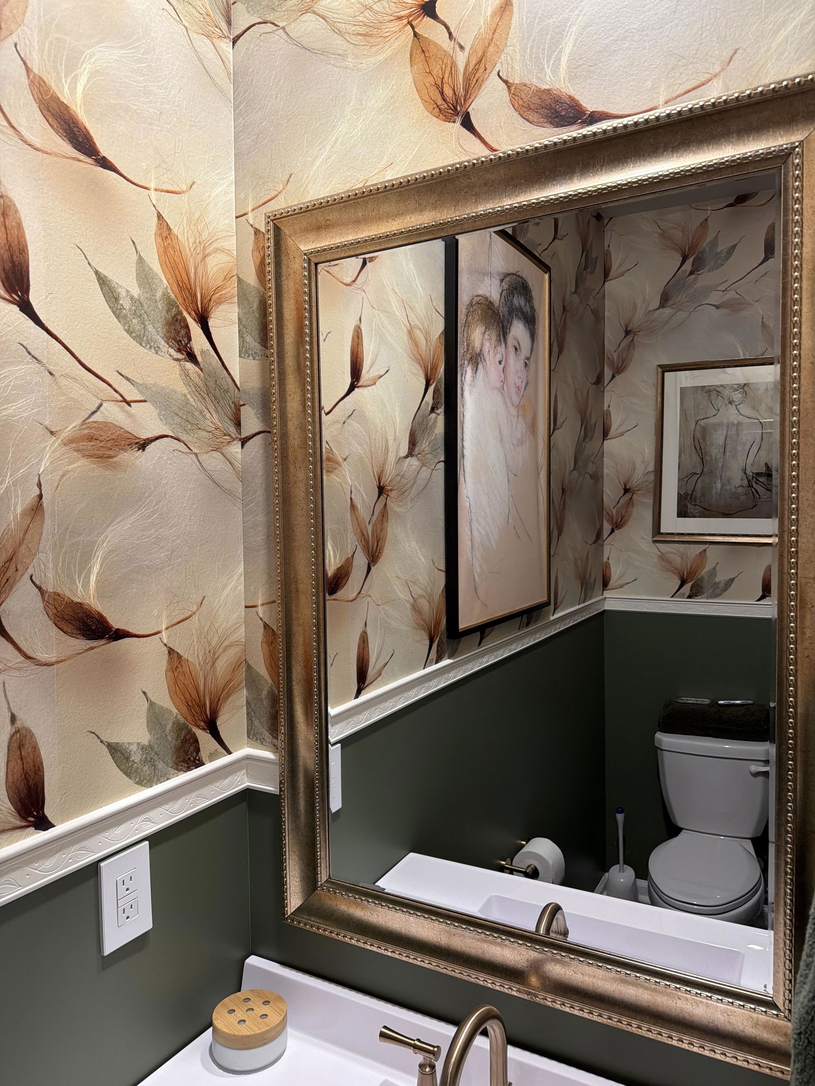 Customer photo from mike spirk's Canvas & Ivy review
