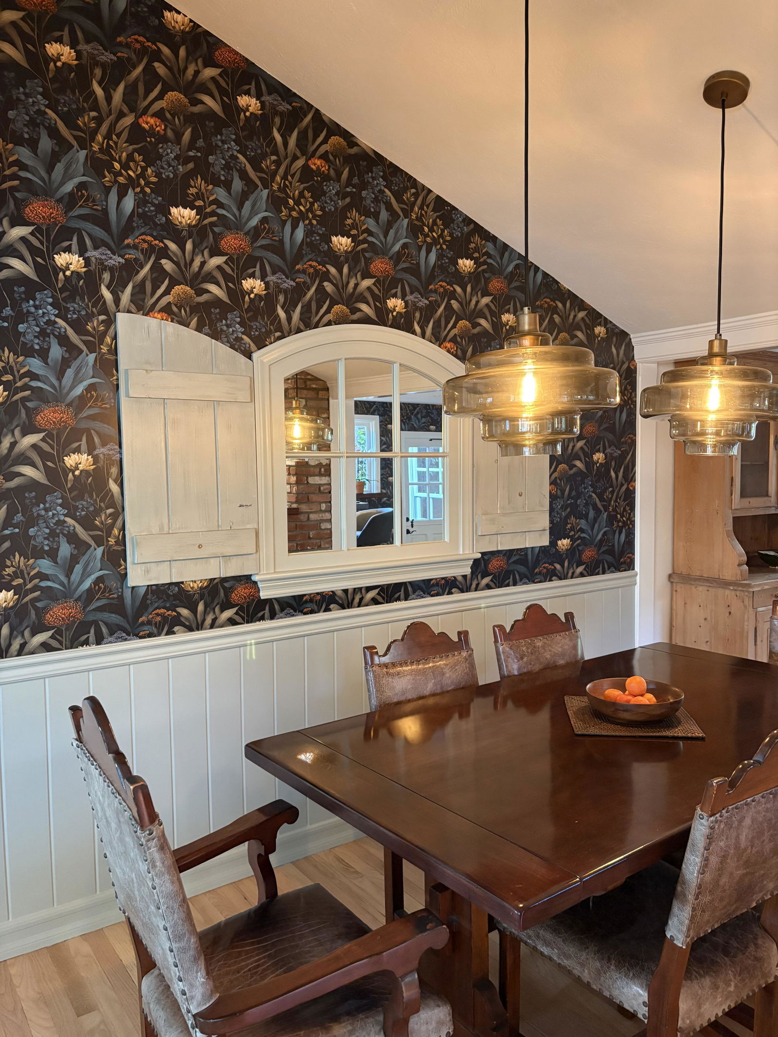 Customer photo from Karen Yould's Canvas & Ivy review