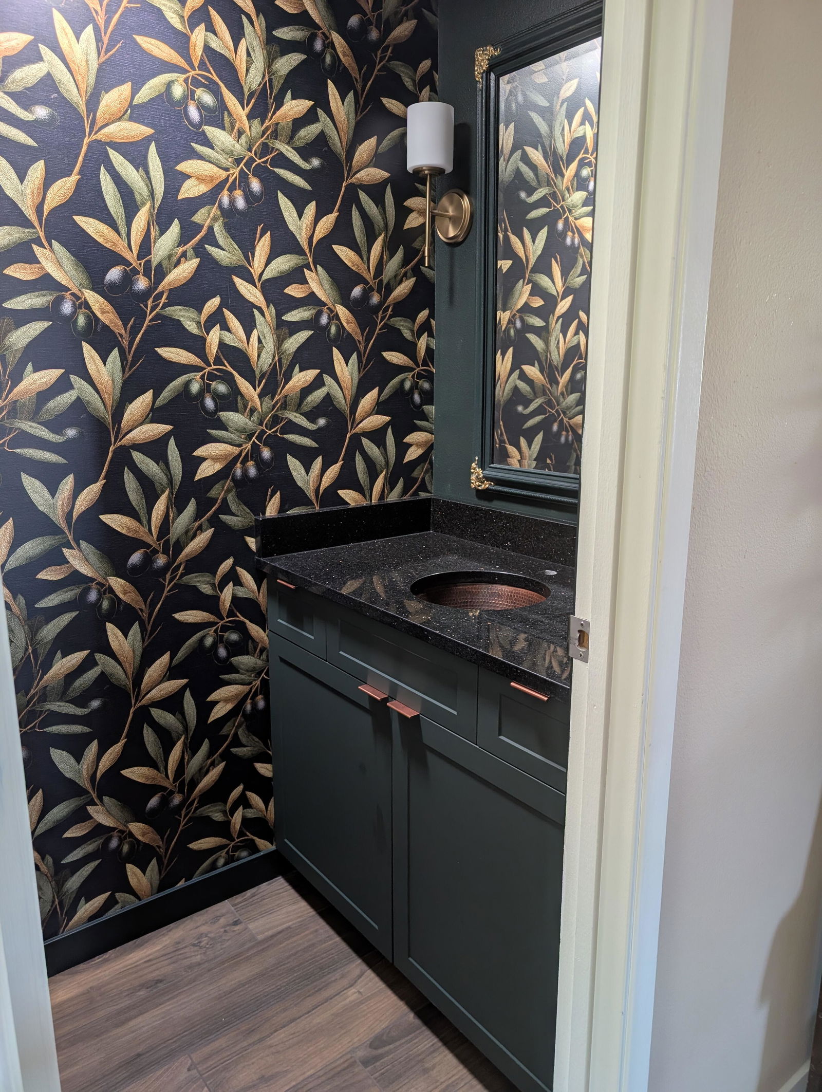 Customer photo from Sue's Canvas & Ivy review