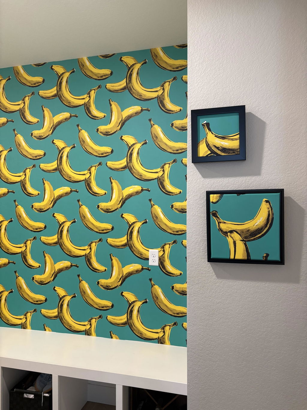 Customer photo — Velvet Peel Wallpaper