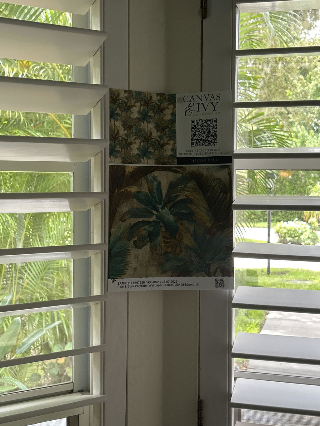Customer photo — Canvas &amp; Ivy