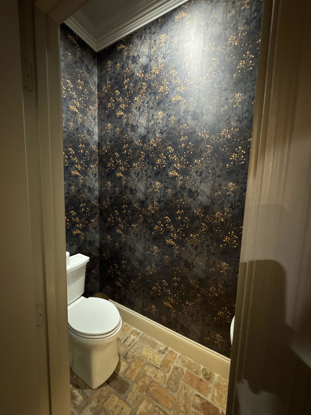 Customer photo of Obsidian Berry Canopy Wallpaper