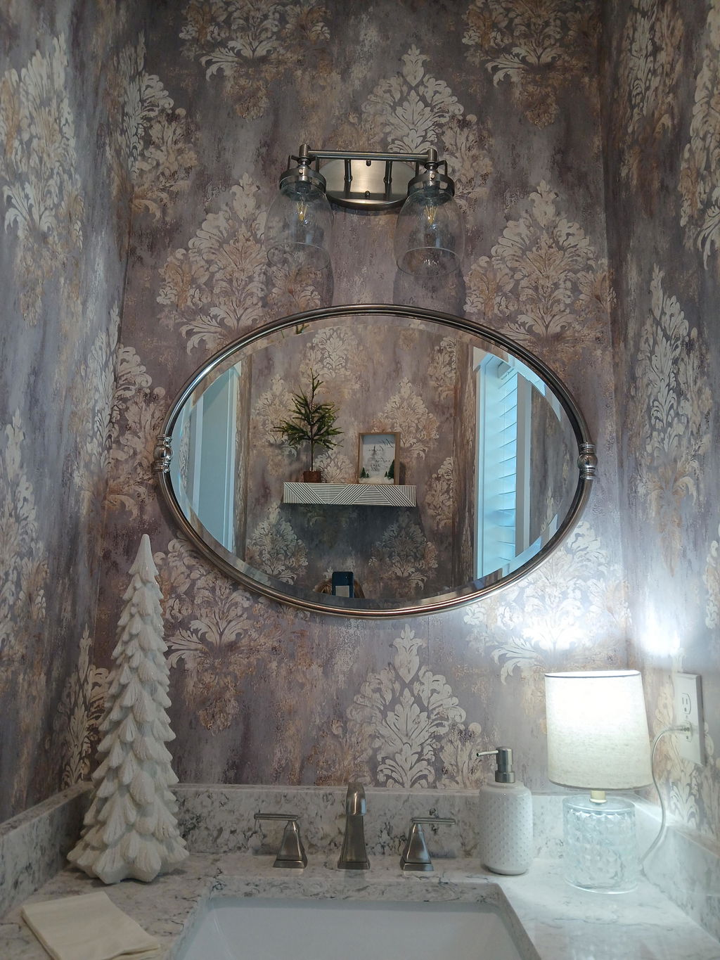 Customer photo of Heirloom Damask Wallpaper