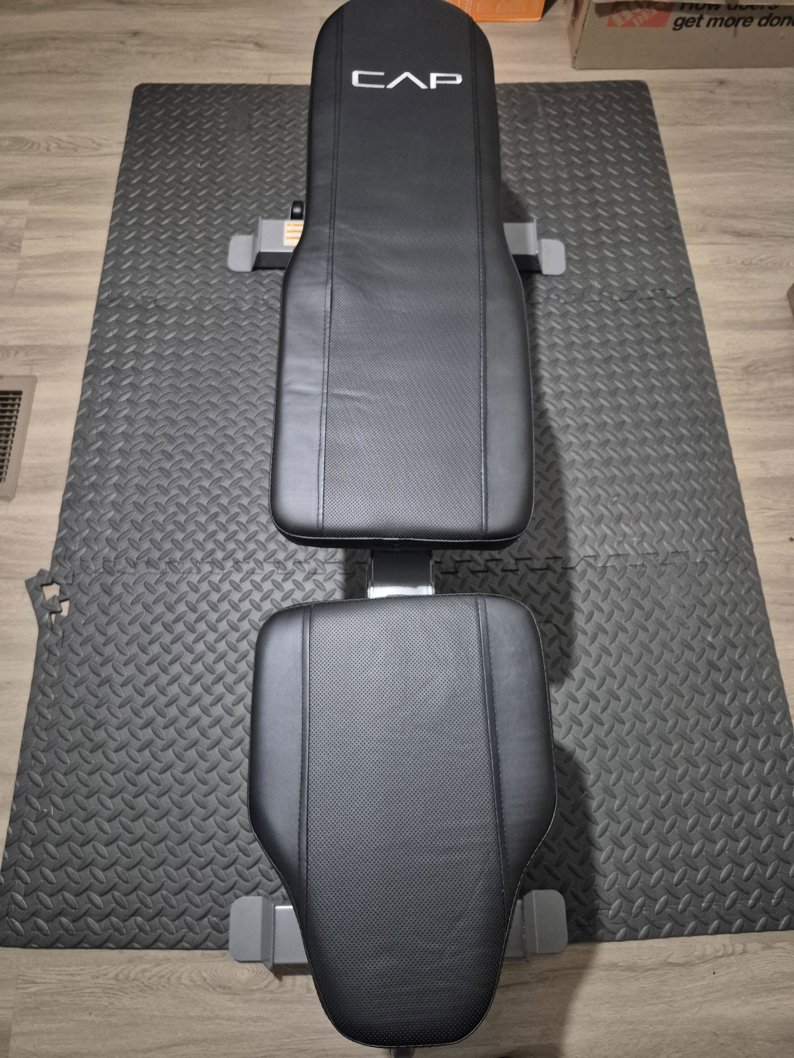 CAP Deluxe Utility Bench (FM-CB804DX)