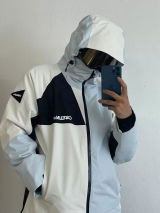Carrier MacDonald review photo