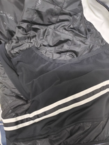 Q.S. review photo