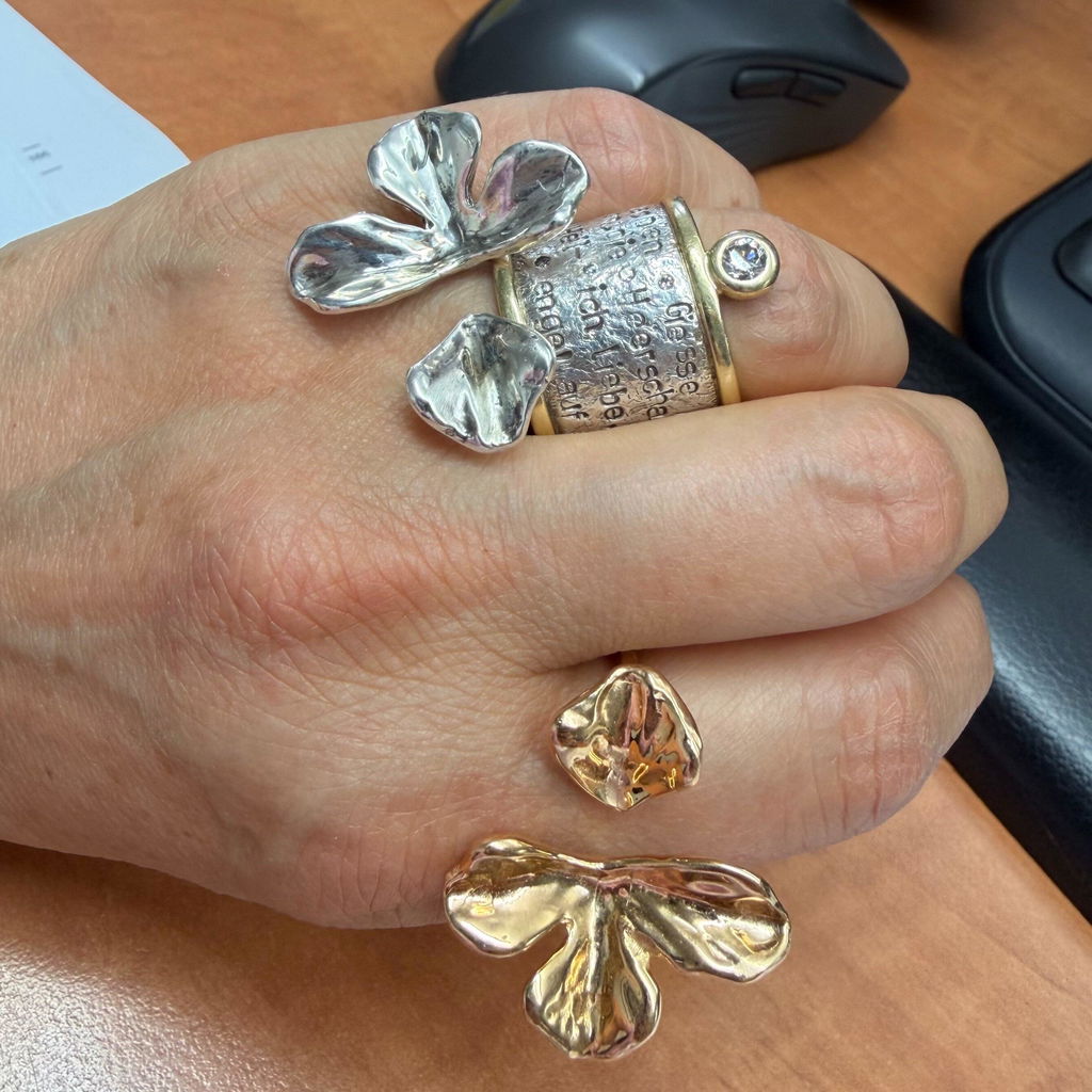 FLORA Ring - Blumen Ring mit Blüte