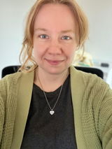 Corinna J. review photo