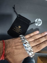 Mukesh bhalla review photo