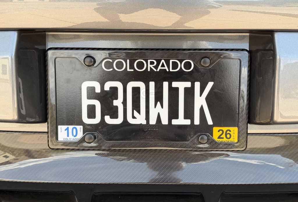 Carbon Fiber License Plate Frame - 4 Holes Minimal - Gloss Finish