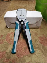 F. review photo