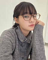 Jeon So Young review photo