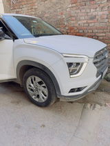 Mitesh review photo