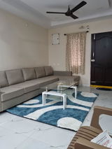 Lavanya Pillai review photo