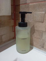 Yasna L. review photo