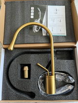 Adelina review photo