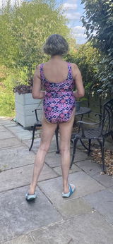 Clare Curtis review photo