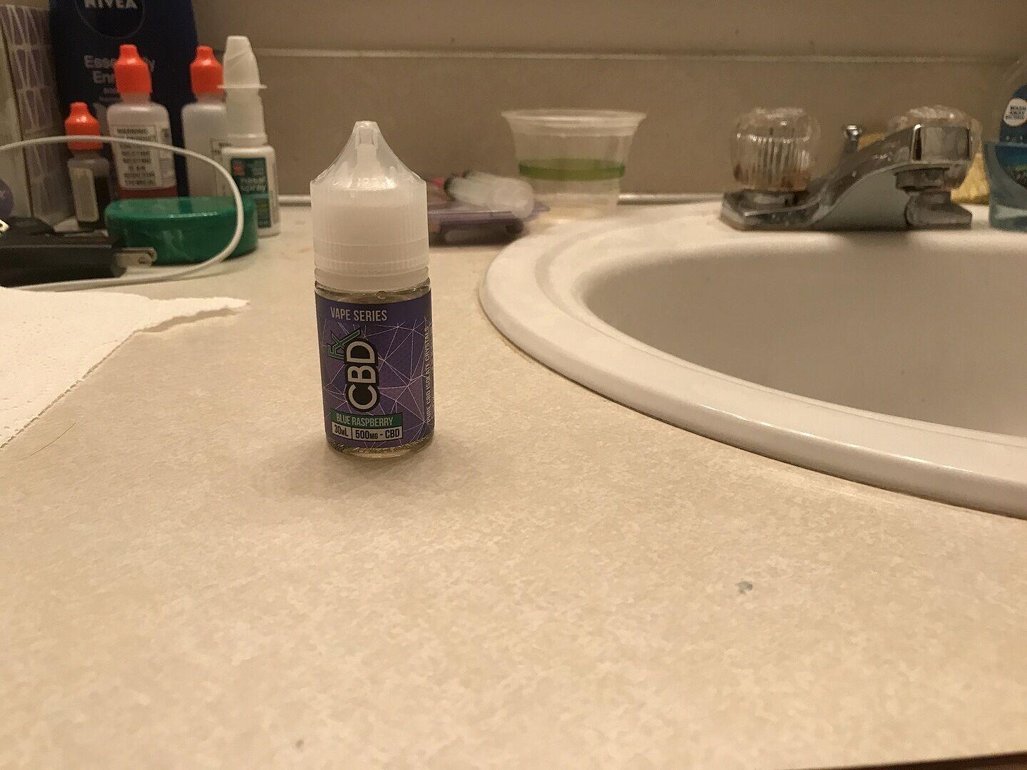 Blueberry Raspberry CBD Vape Juice 500 - 2000mg - CBDfx.com