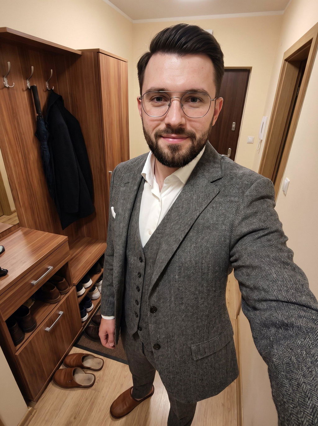 Ceehuteey Men's Herringbone 3 Pieces Notch Lapel Men's Suits (Blazer+Vest+Pants)