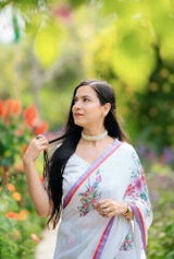 Pragya Wadhwa review photo