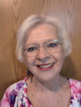 mary e. review photo