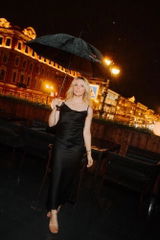Valeria review photo