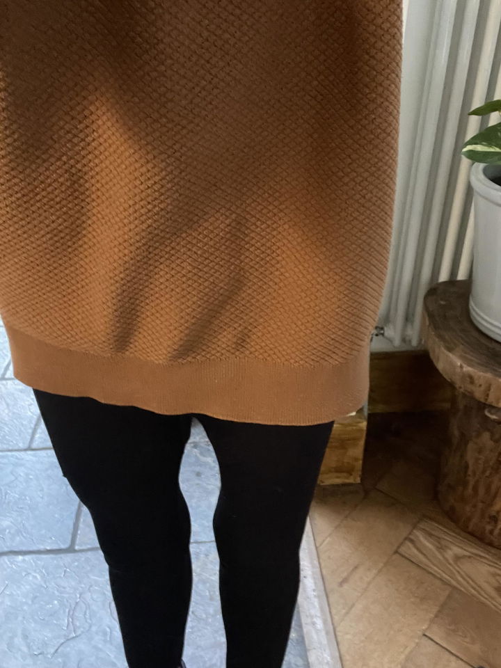 Julie M., photo of CelluMove leggings