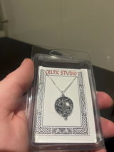 Carmelo review photo
