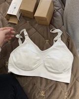 Florence F. review photo