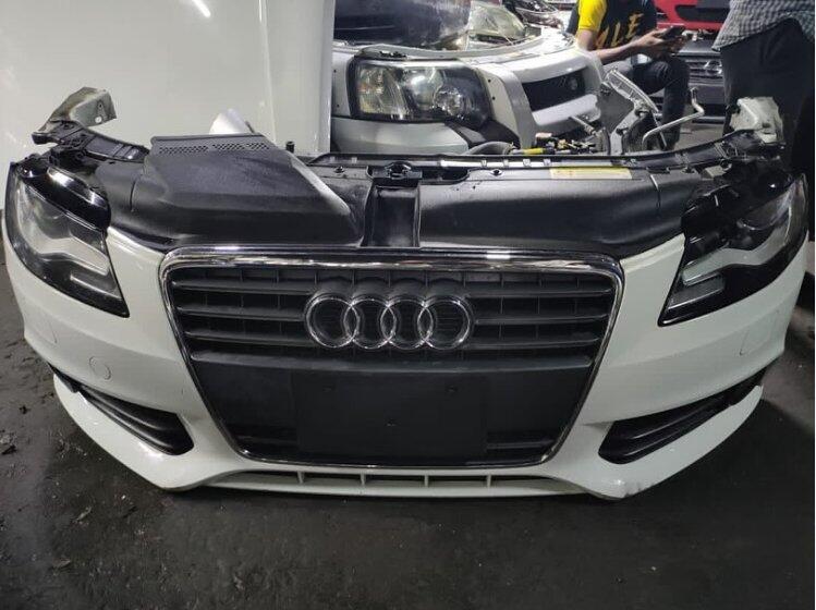 Audi 2012-2016 A4 S4 Honeycomb Grill RS4 Style Mesh Front Bumper Grille Gloss Black
