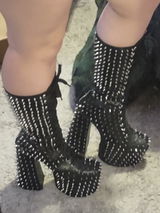 Brutal Icon Boot