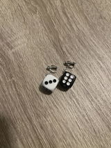 J. review photo