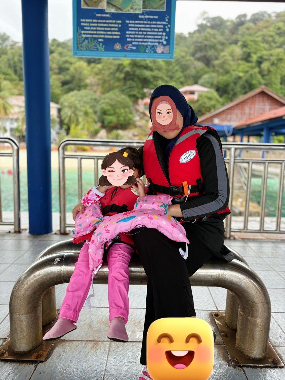 fitrianisnur review photo