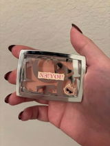 quynh review photo
