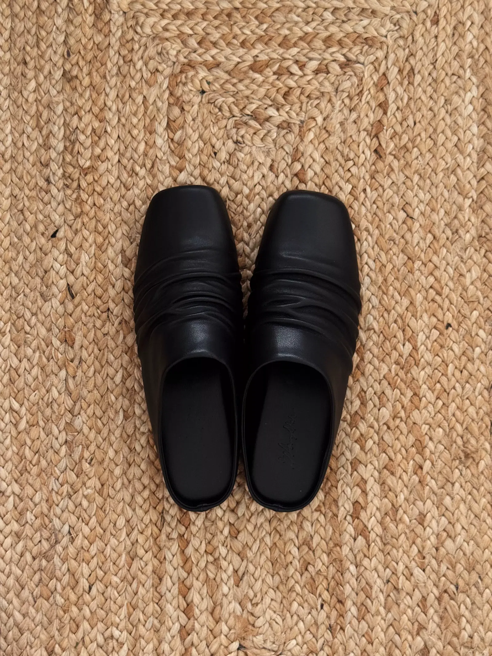 Black Leather Ruched Mules by JCAESAR | Chiclara