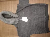Yu R. review photo