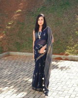 shalini review photo