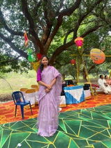 Shalini review photo